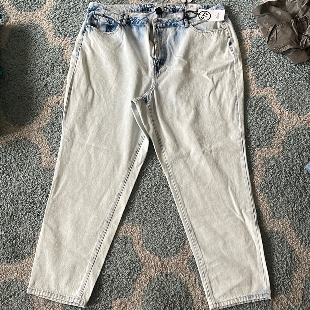Fashion to figure straight leg jeans